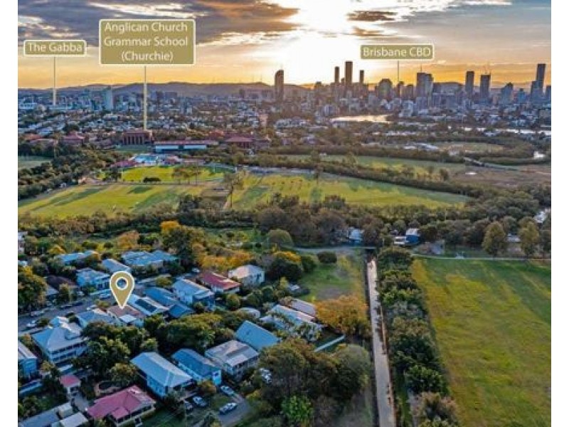 23 Landsdowne Street, Coorparoo QLD 4151