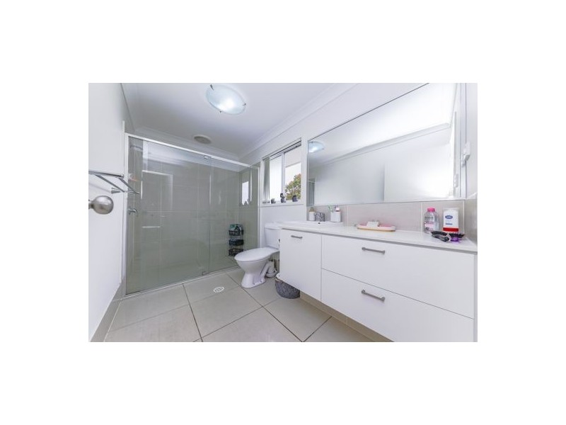2/127 Bilby Drive, Morayfield QLD 4506