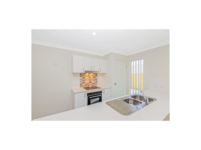 42 Harvard Street, Pimpama QLD 4209