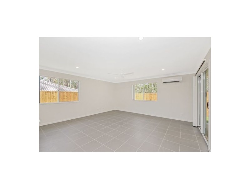 42 Harvard Street, Pimpama QLD 4209