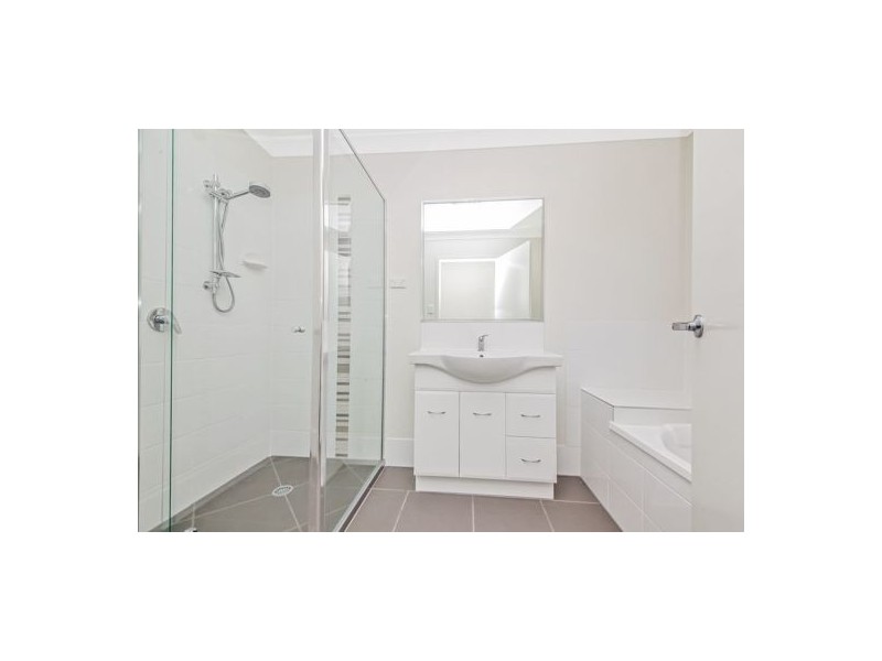 42 Harvard Street, Pimpama QLD 4209