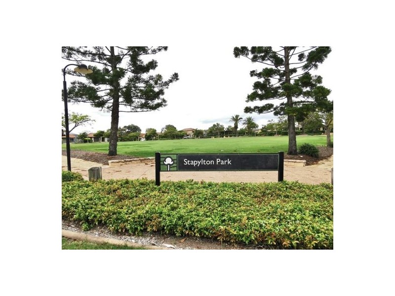 22 Townley Drive, North Lakes QLD 4509