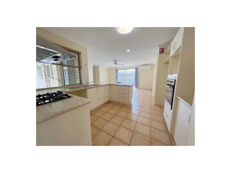 26 Collina Cres, Forest Lake QLD 4078