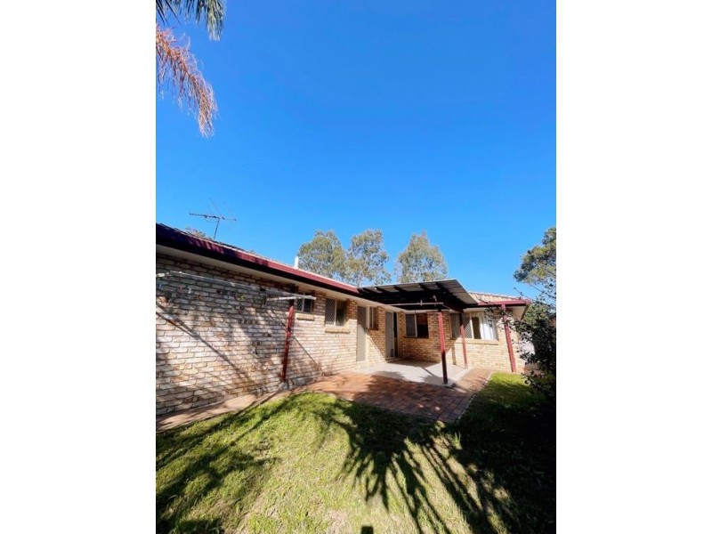 26 Collina Cres, Forest Lake QLD 4078