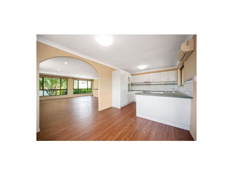 5 whitecastle street, Carindale QLD 4152