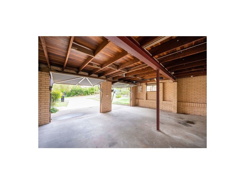 5 whitecastle street, Carindale QLD 4152