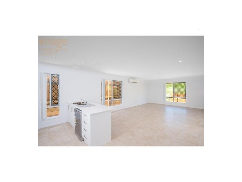 40 CASSIDY CRESCENT, Willow Vale QLD 4209