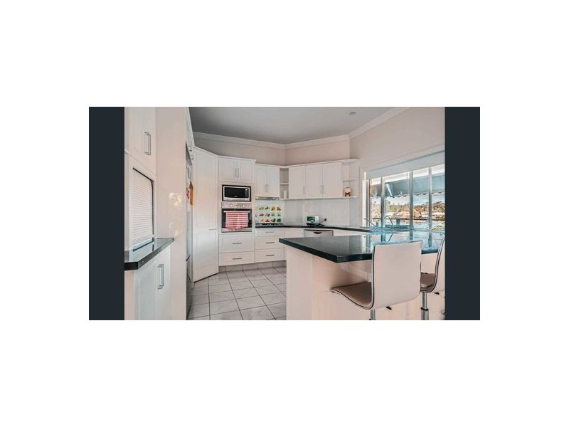 14 Mornington Terrace, Robina QLD 4226