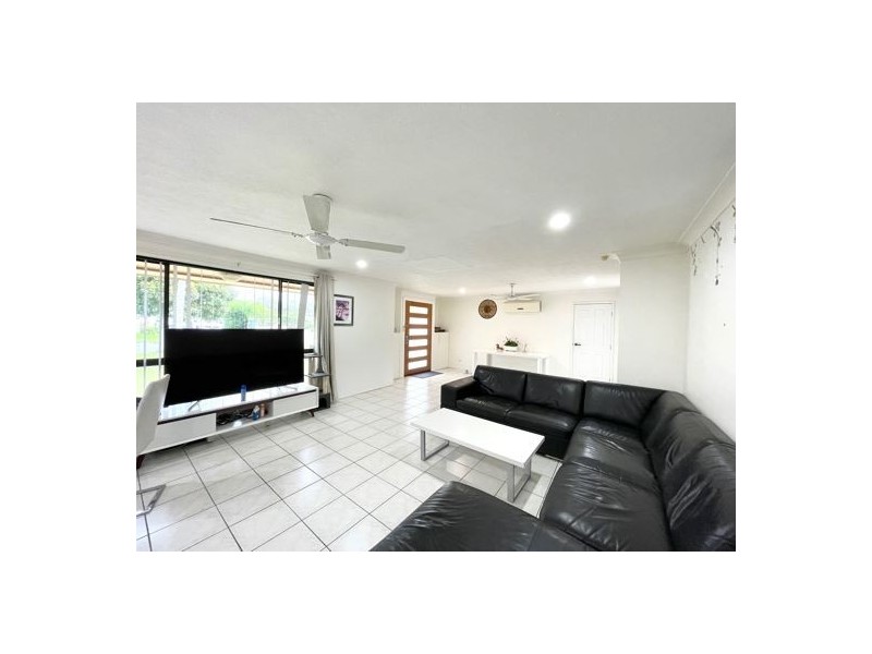 53 Pinkwood Drive, Ashmore QLD 4214