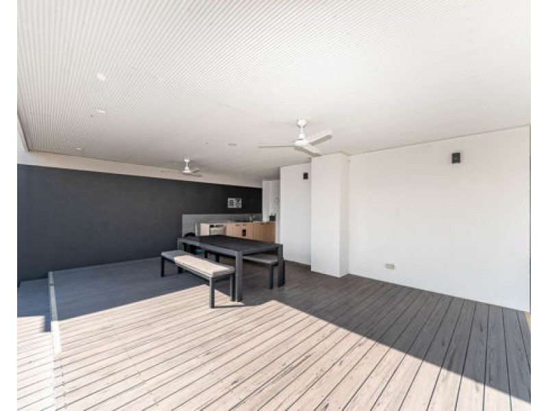 806/11 Norman Street, Southport QLD 4215