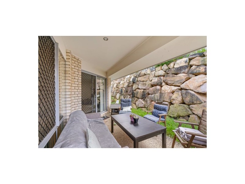 8 Hillsborough Place, Pimpama QLD 4209