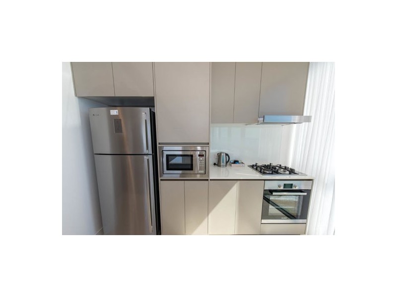 1001 3440 SURFERS PARADISE BOULEVARD, Surfers Paradise QLD 4217