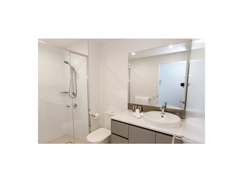 1001 3440 SURFERS PARADISE BOULEVARD, Surfers Paradise QLD 4217