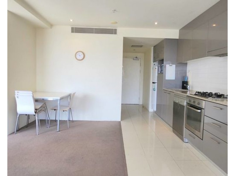 03 4 wahroonga place, Surfers Paradise QLD 4217