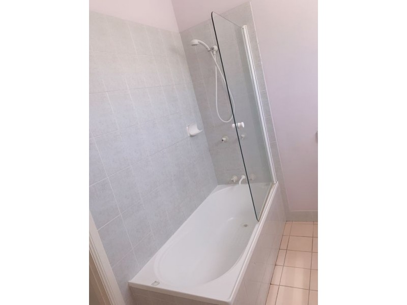 36 52 Island Street, Cleveland QLD 4163