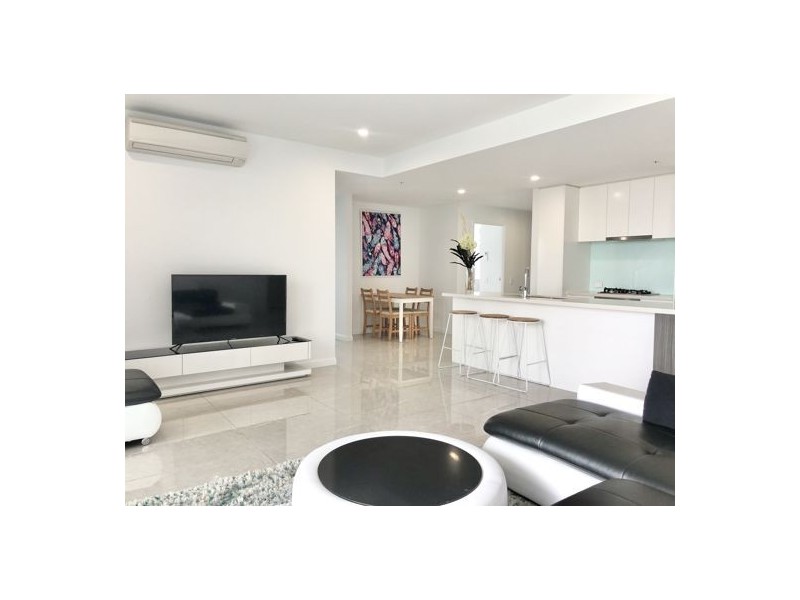 186/181 Clarence Rd, Indooroopilly QLD 4068