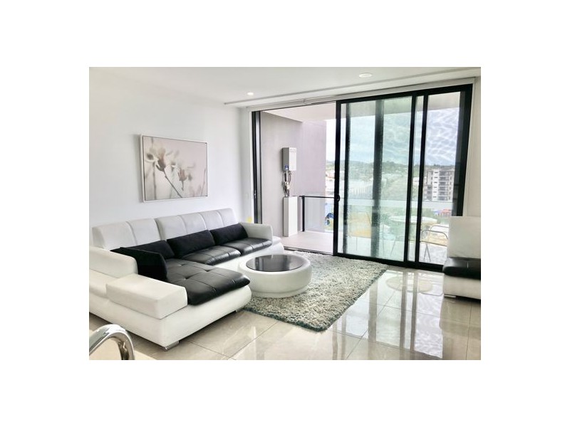 186/181 Clarence Rd, Indooroopilly QLD 4068
