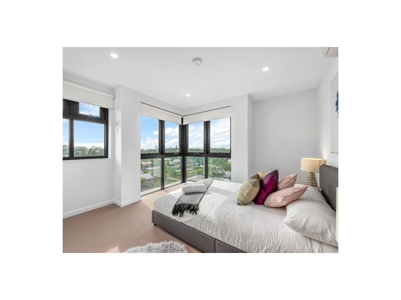 186/181 Clarence Rd, Indooroopilly QLD 4068