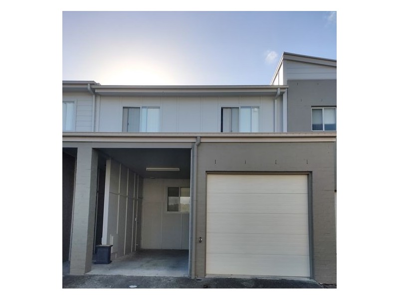 AE/2 Toohey St, Pacific Pines QLD 4211