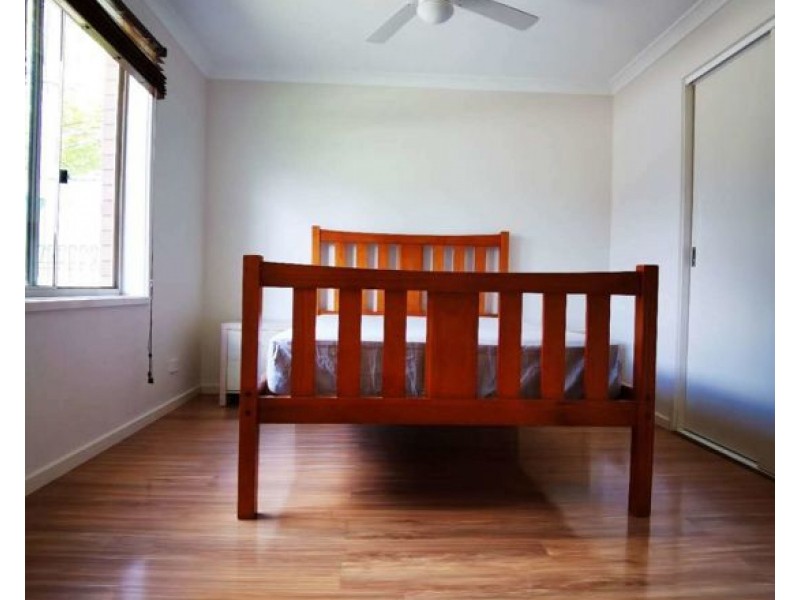 52 Lyttleton Cr, Cook ACT 2614