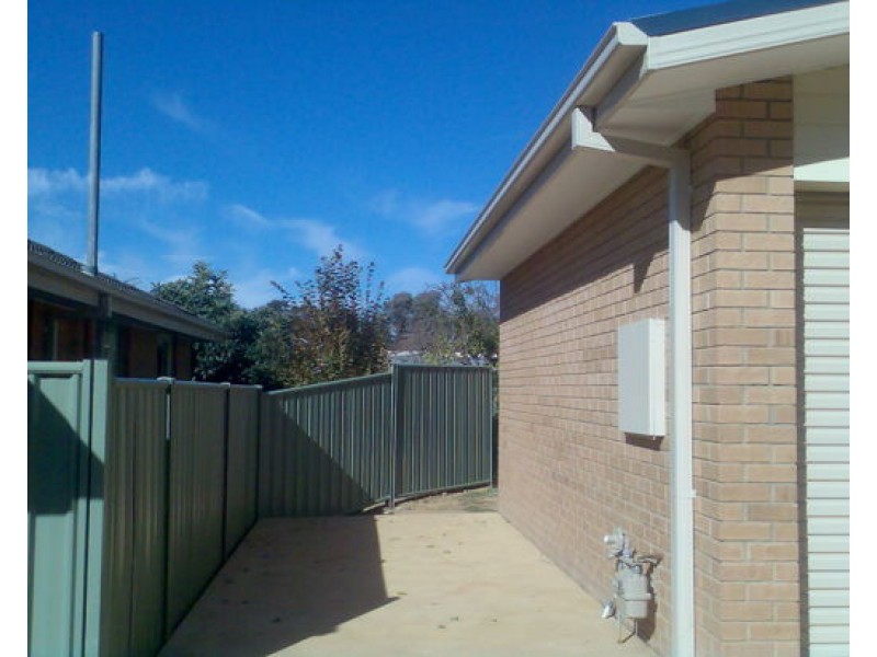 52 Lyttleton Cr, Cook ACT 2614