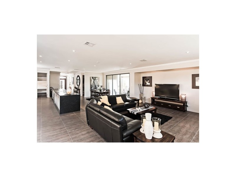 78 Laxton road, Pallara QLD 4110