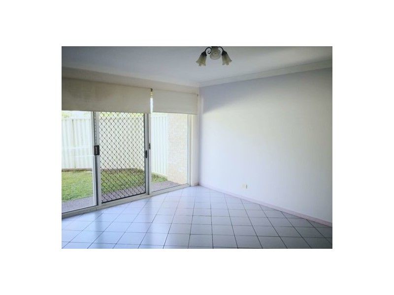 10/3 Lani st, Wishart QLD 4122