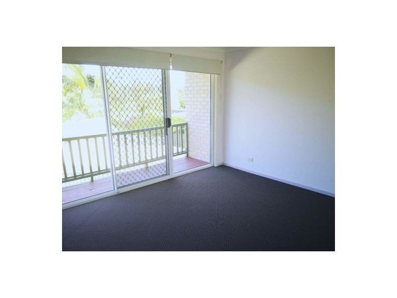 10/3 Lani st, Wishart QLD 4122