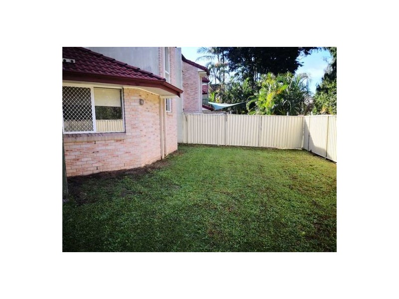 10/3 Lani st, Wishart QLD 4122