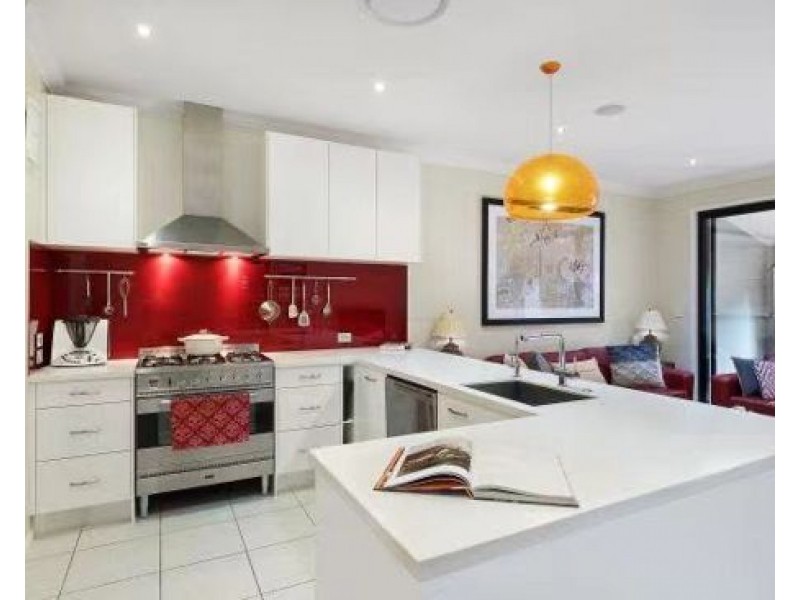 23 Burns Street, Indooroopilly QLD 4068