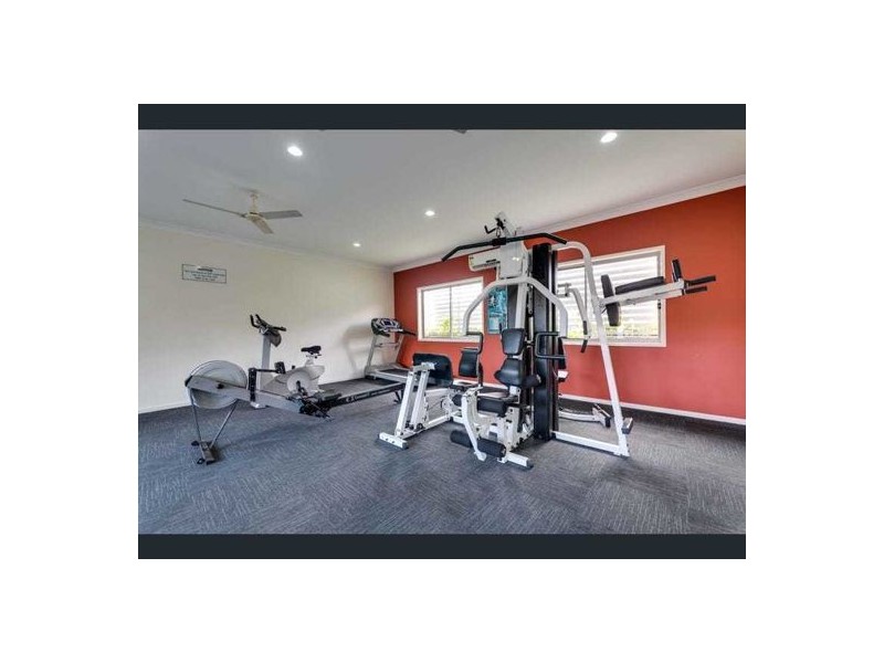 8/11 Earnshaw st, Calamvale QLD 4116