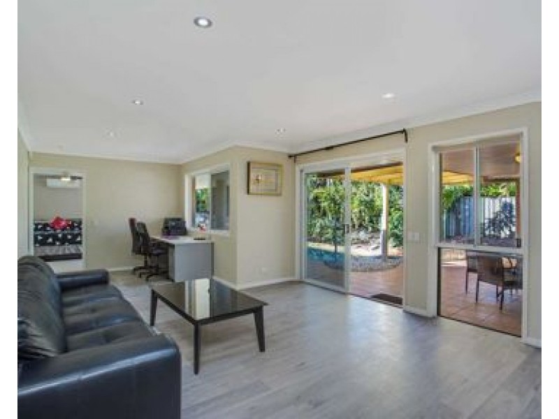 127 Camberwell Circuit, Robina QLD 4226