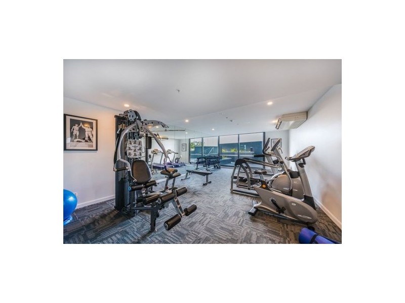 30708/300 Old Cleveland Road, Coorparoo QLD 4151