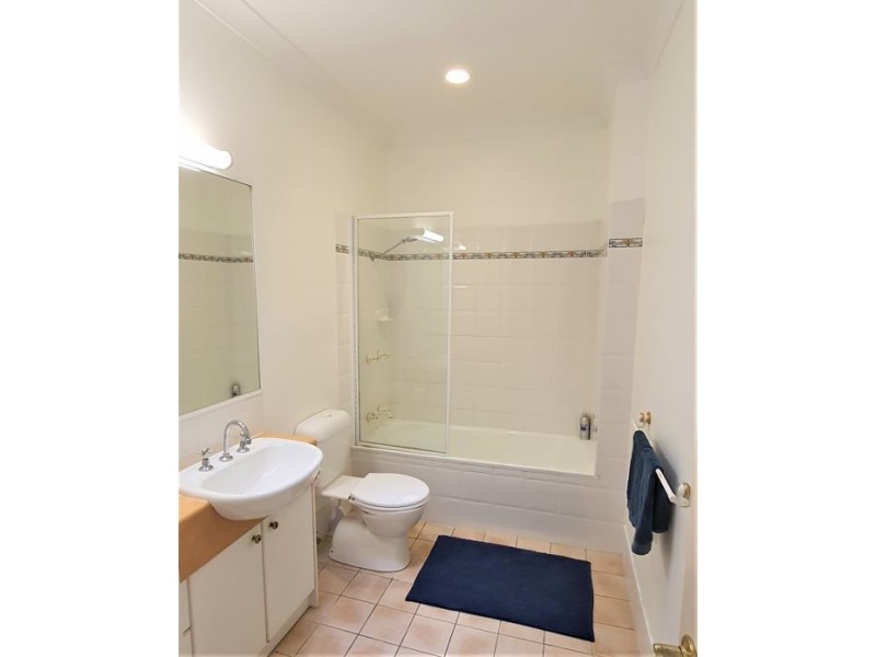 10 173 Cribb Road, Carindale QLD 4152