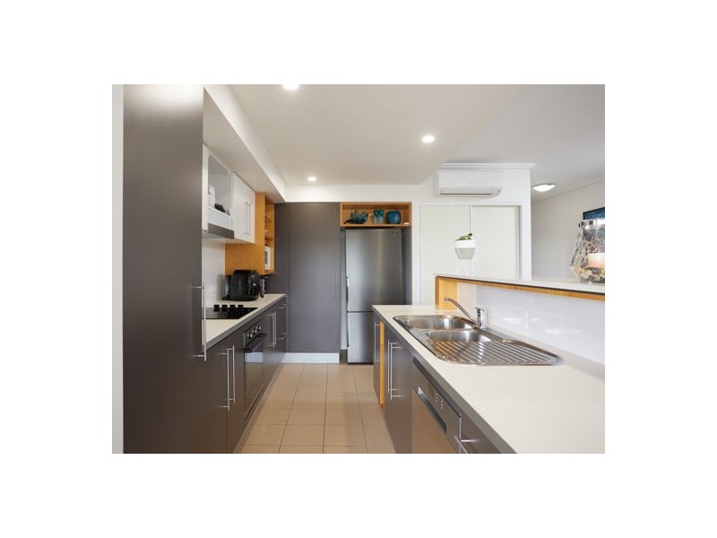 Unit 10 42 Scottsdale Drive, Robina QLD 4226