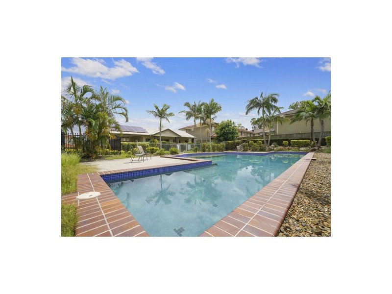 2/8 Earnshaw Street, Calamvale QLD 4116