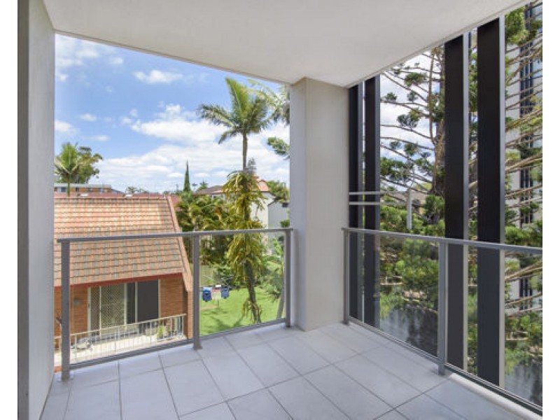 6/22 Lather Street, Southport QLD 4215