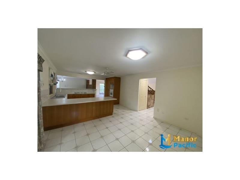 17 Golden Ave, Calamvale QLD 4116