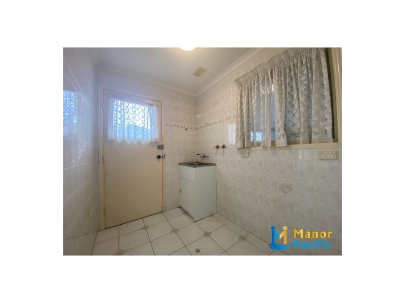 17 Golden Ave, Calamvale QLD 4116