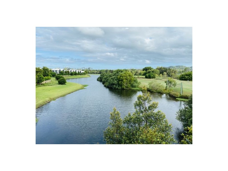 5/88 Glades Drive, Robina QLD 4226