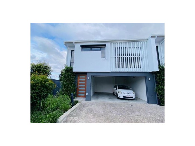 5/88 Glades Drive, Robina QLD 4226