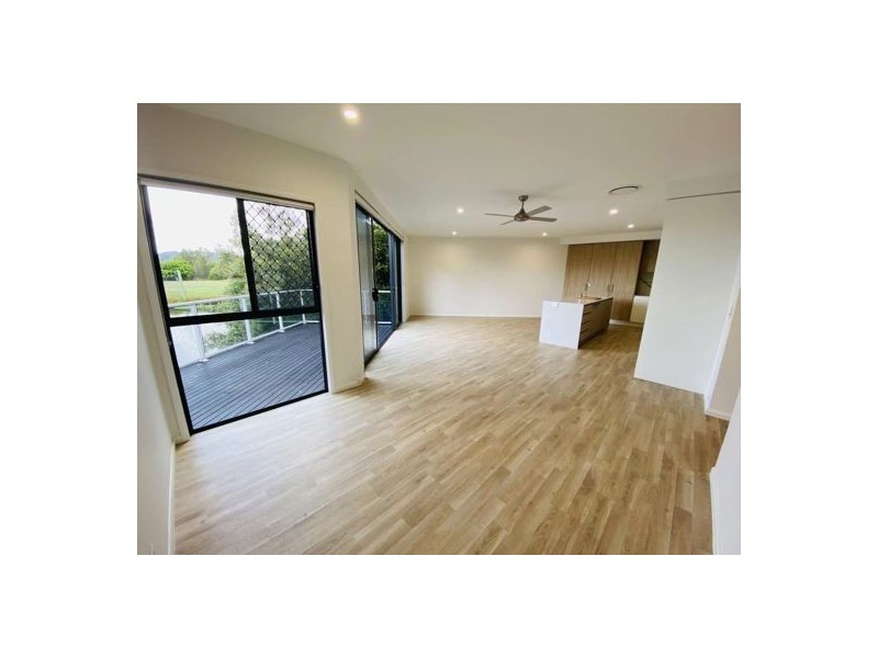 5/88 Glades Drive, Robina QLD 4226