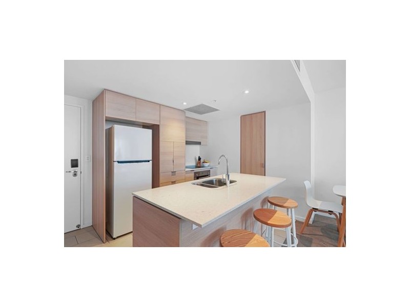 U1904 2663 Gold Coast Hwy, Broadbeach QLD 4218
