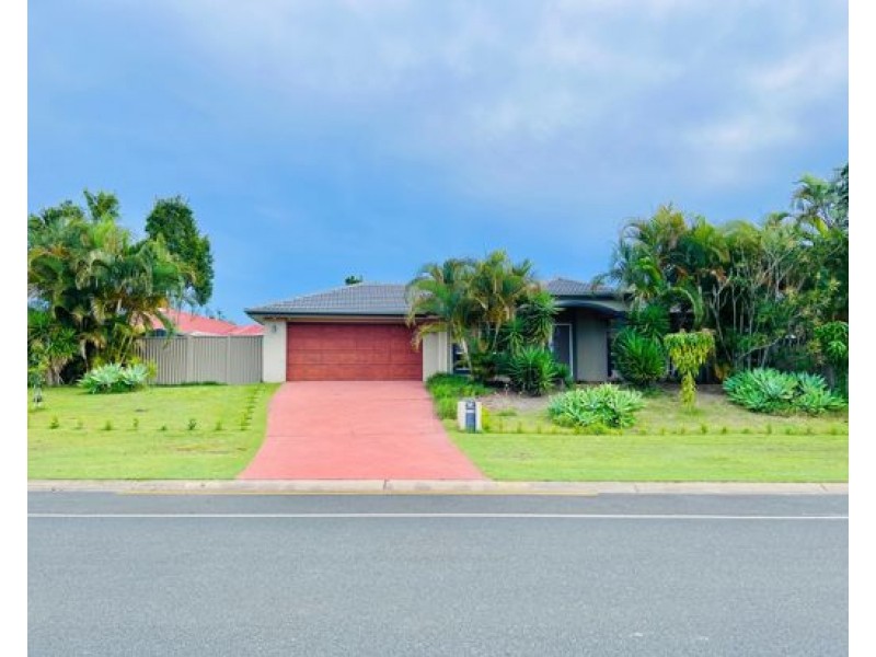 6 Maltravers Drive, Arundel QLD 4214