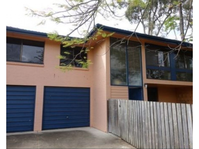 1 Woolley St, Taringa QLD 4068