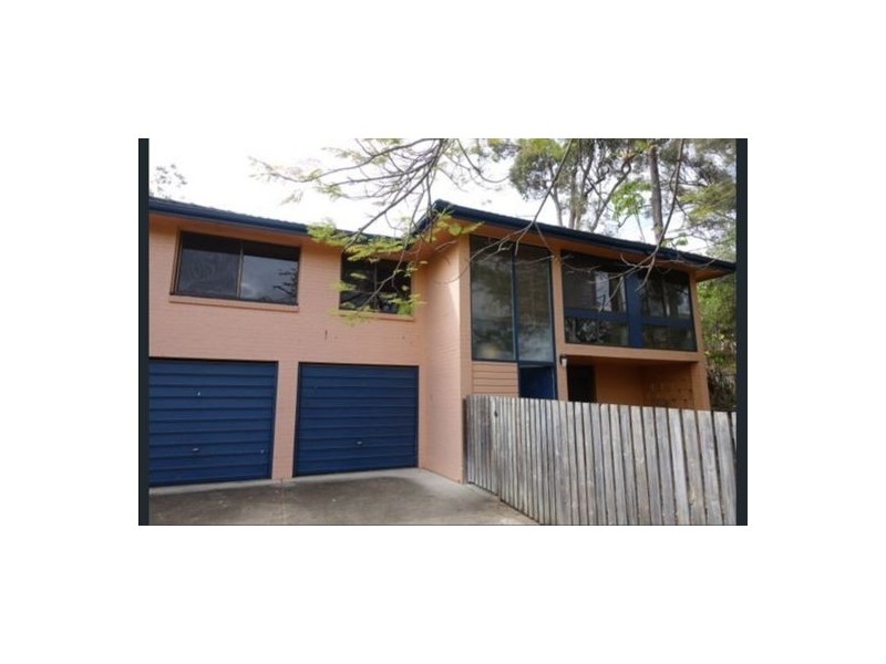 1 Woolley St, Taringa QLD 4068