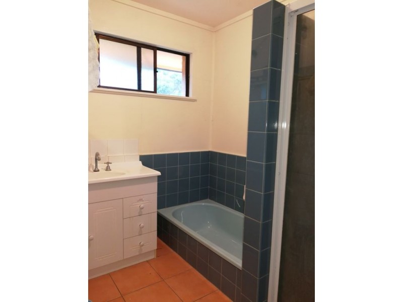 1 Woolley St, Taringa QLD 4068