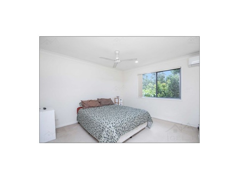 9/1 Belongil Street, Pacific Pines QLD 4211