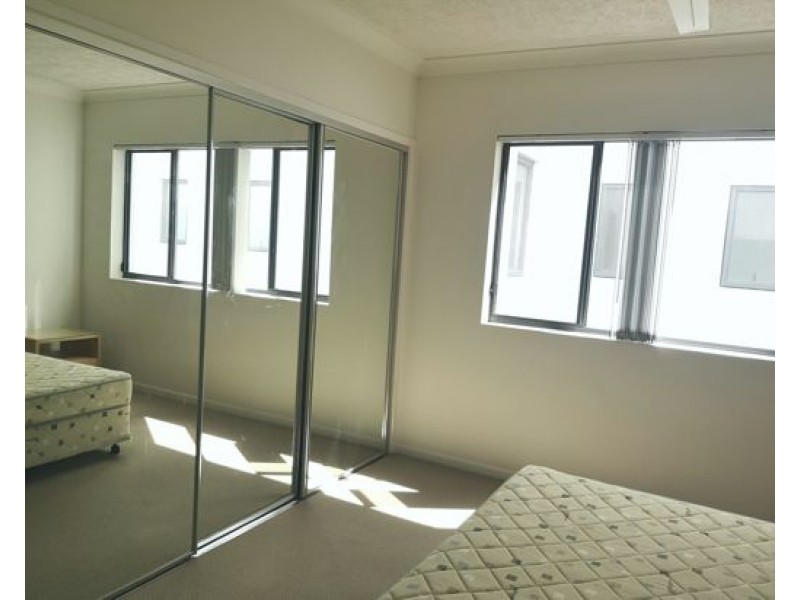 38/2 Acacia Court, Robina QLD 4226