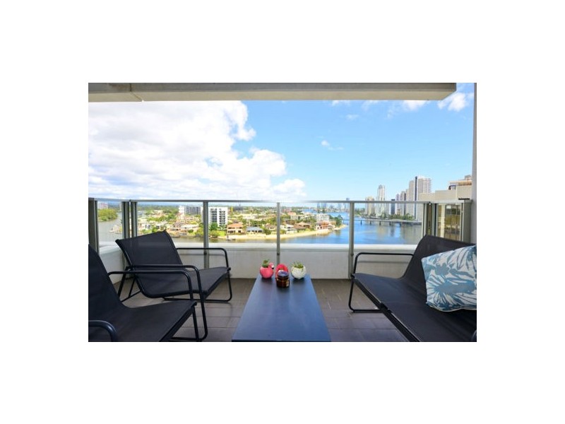 904 4 Wahroonga Place, Surfers Paradise QLD 4217